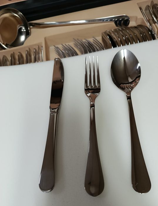 Faqueiro 130 peças Lobito NOVO