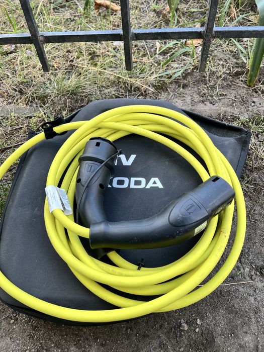 Зарядний кабель type2