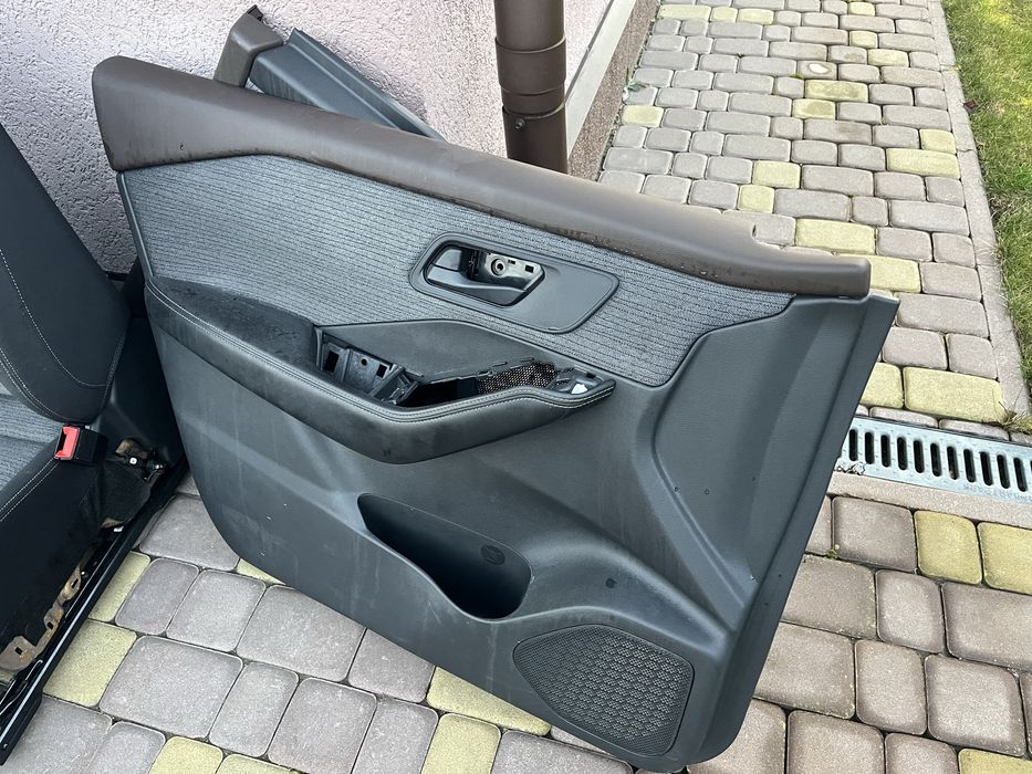 Салон Сидіння Ніссан Рог Т33