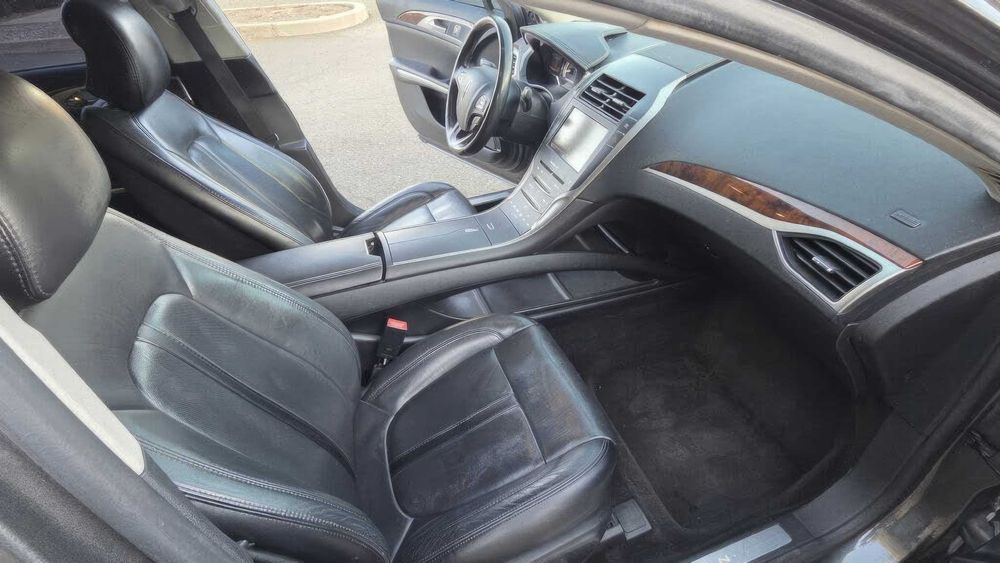 Lincoln MKZ      2016