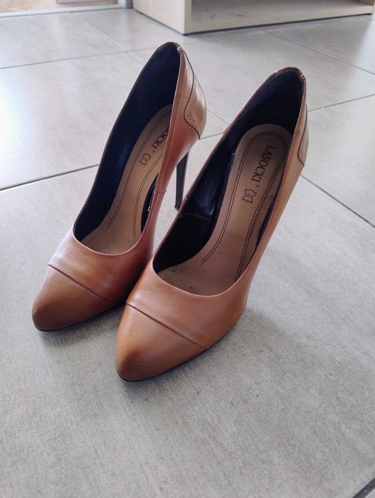 Sprzedam pantofle Lasocki