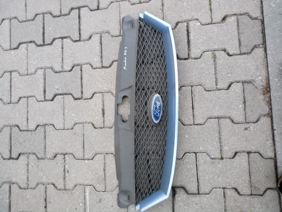 Grill Ford Mondeo MK3 nr lakieru 83