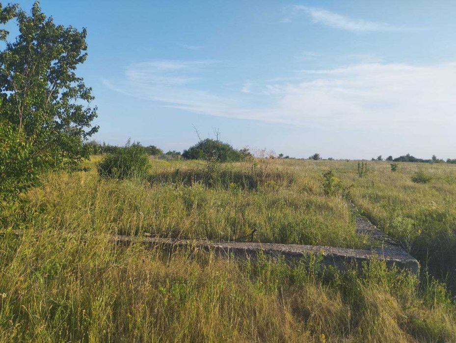 Продам земельні ділянки під забудову