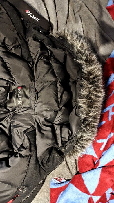 Męska kurtka puchowa PAJAR Canada w rozmiarze L-XL kolor czarny nowa