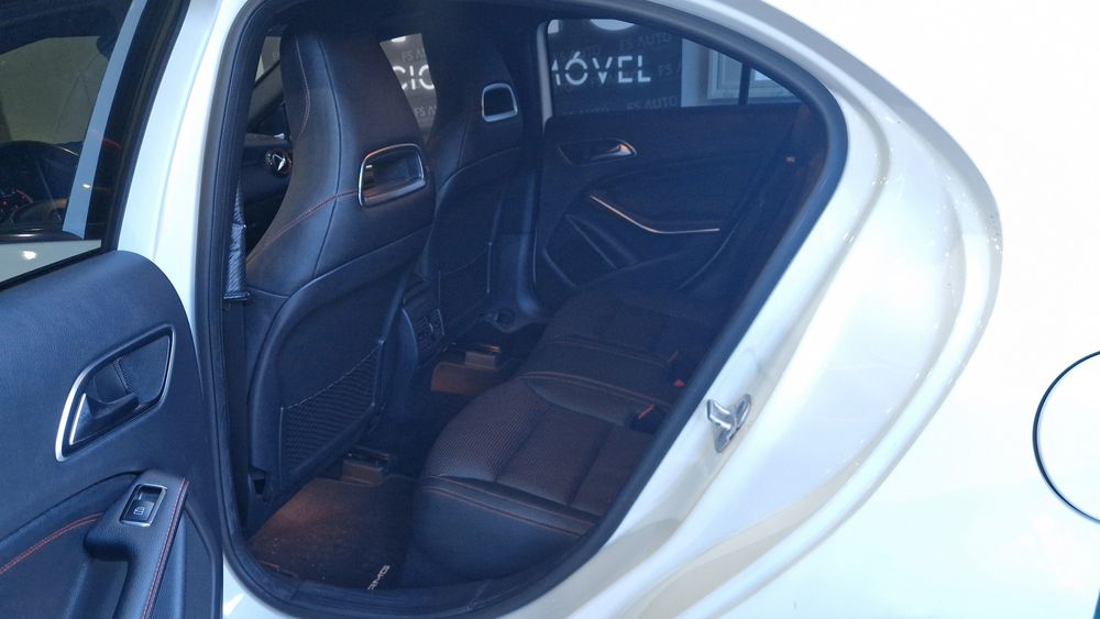 Mercedes-Benz A 45 AMG 4-Matic