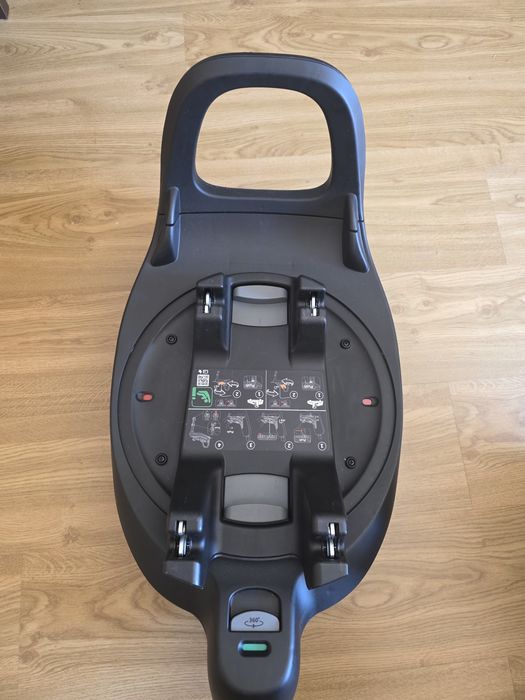 Ovo Chicco First-Seat + Base Isofix 360