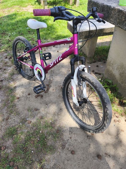 Bicicleta cor de rosa