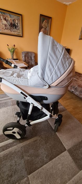 Sprzedam wózek dla dziecka