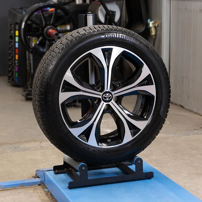 NOWE ORYGINALNE Felgi 20" Toyota - Highlander RAV4