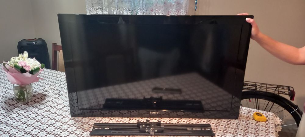 Oddam za darmo  telewizor sony bravia lcd