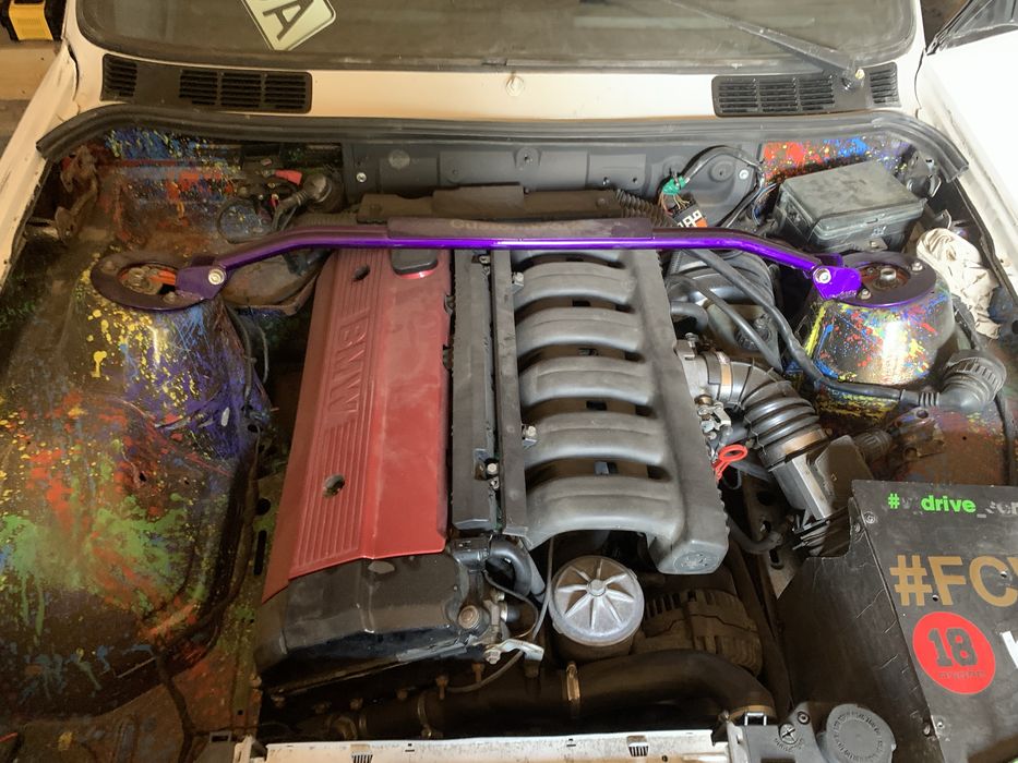 Продам БМВ Е30 drift (дрифт корч)