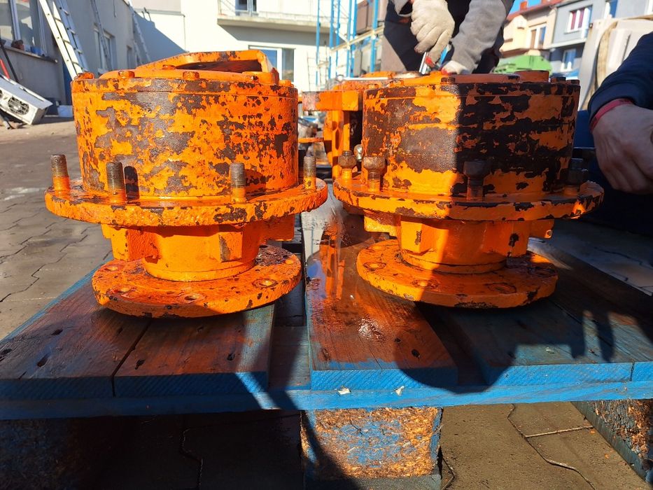 Zwolnica zwyżka JLG 600AJ