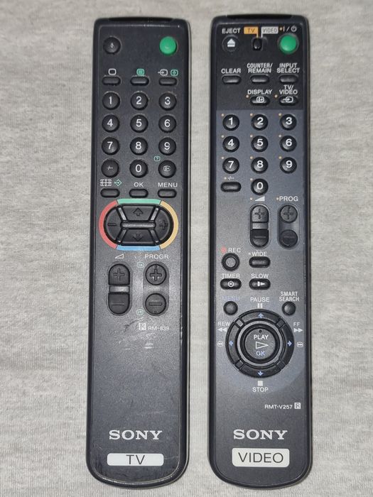 Piloty sony panasonic I onkyo