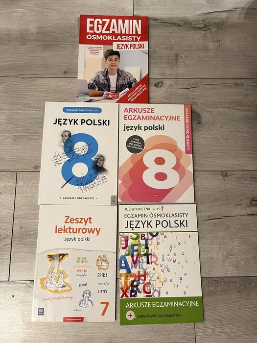 Egzamin ósmoklasisty – język polski – zestaw 5 książek