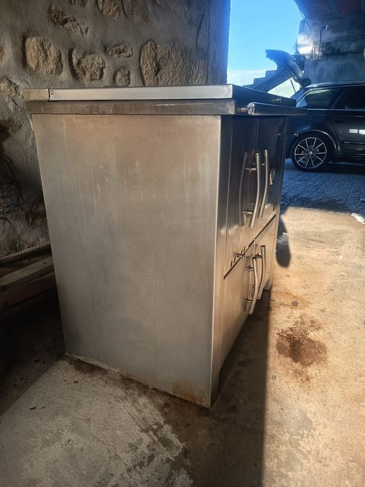 Fogão a lenha em inox