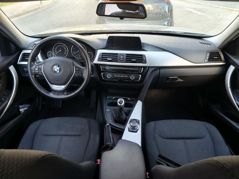 BMW 320 — fotografia 10
