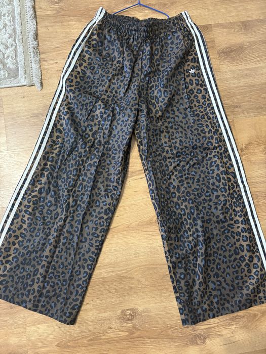 Adidas Originals Leopard Firebird Oversized