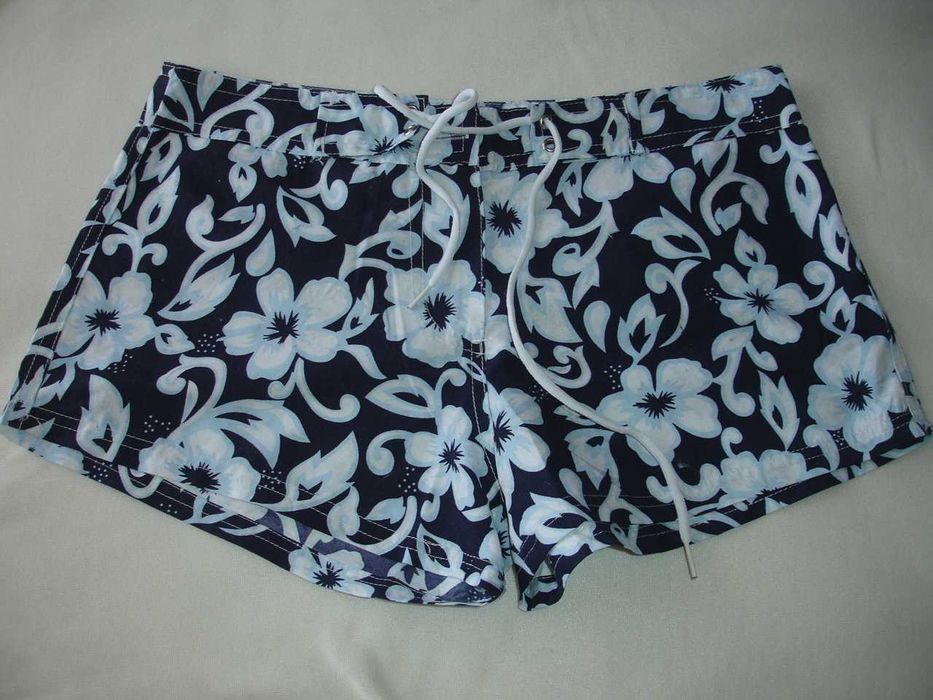 Calções e saias tamanho S