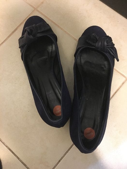 Buty całe ze skóry rozm. 41 jak nowe