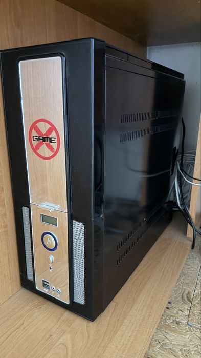 Компютер Dell в комплекті