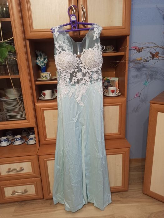 Sukienka szyta na miarę na własne poprawiny