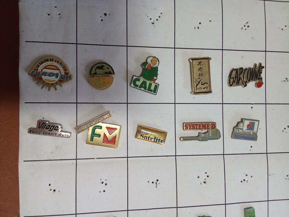 Pins a 0.10€ cada