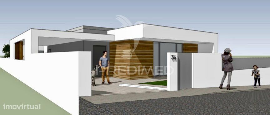 Moradia Isolada T4 em Rio Maior (fase final de acabamento)