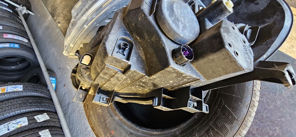 Optica esquerda FIAT PUNTO EVO .