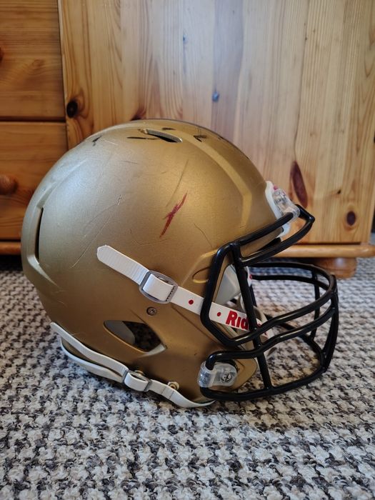 Kask do footbalu amerykańskiego Riddell speed