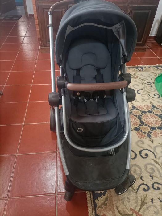 Carrinho bebe Confort Zélia 2  e ovo rock (posso entregar em Lisboa )o
