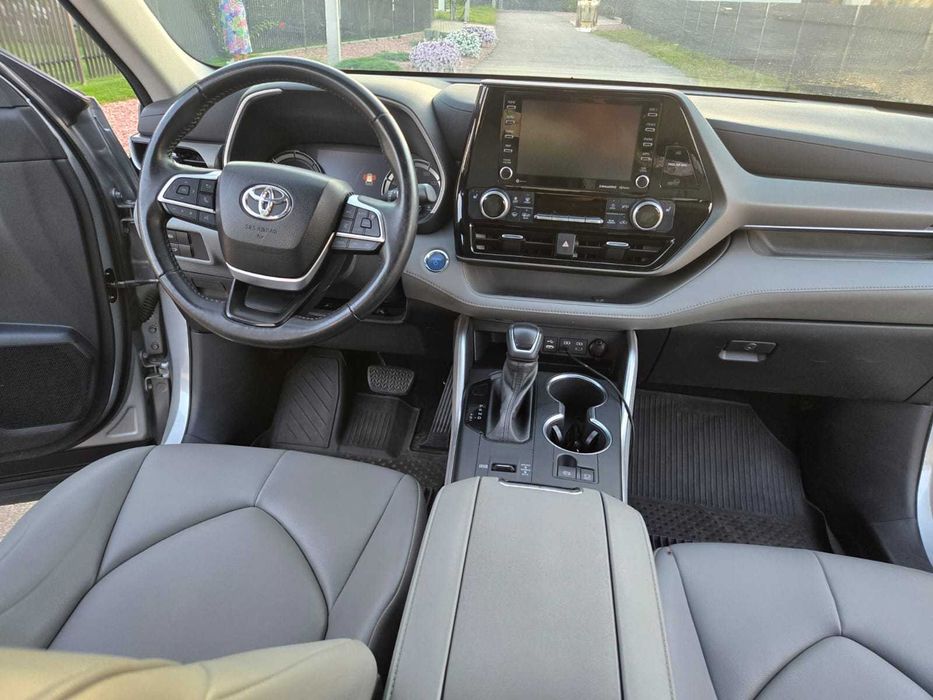 Toyota Highlander 2022 рік