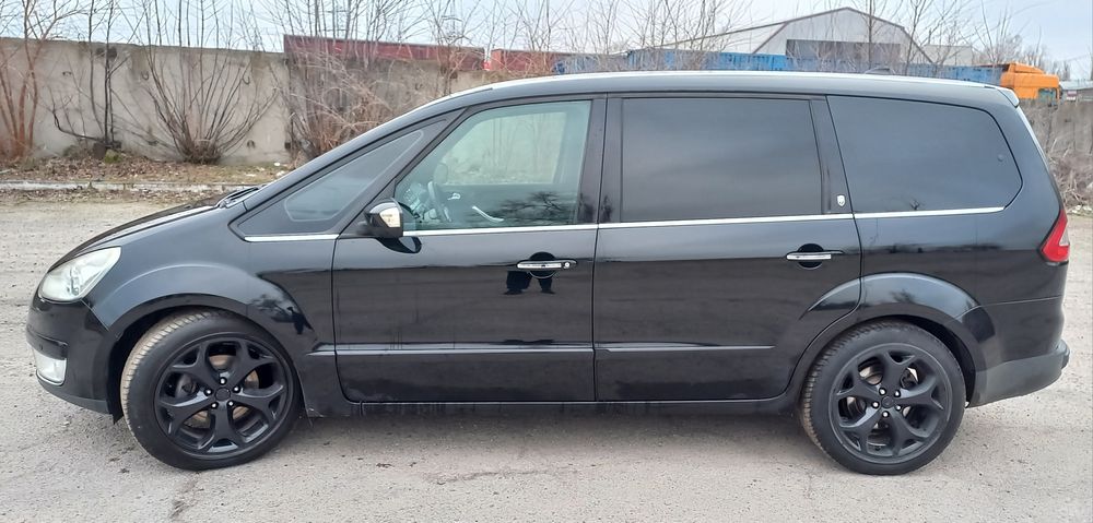 Продам форд галакси 2007год автомат дизель