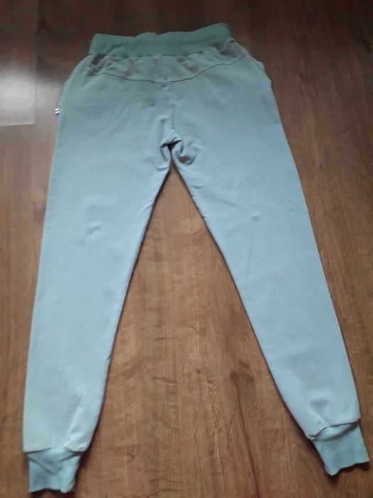 Spodnie dresowe rozmiar XS/34 Amisu/New Yorker