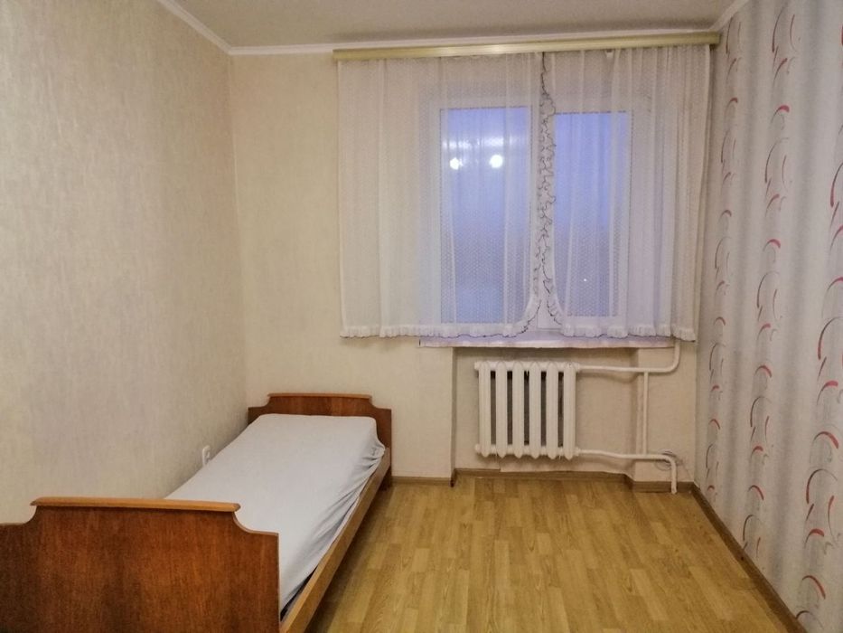 Оренда затишної кімнати в гуртожитку Відінська.