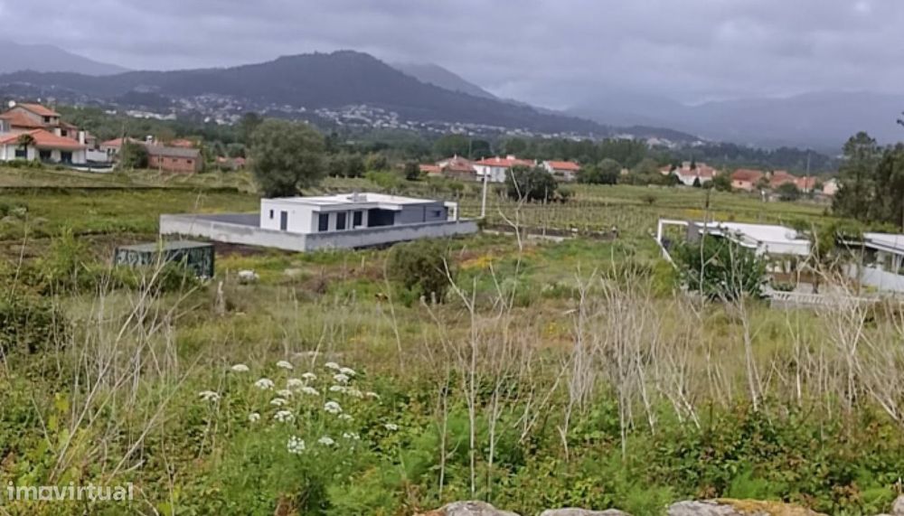 Venda de Terreno de construção com 1600m², Subportela, Viana do Cas