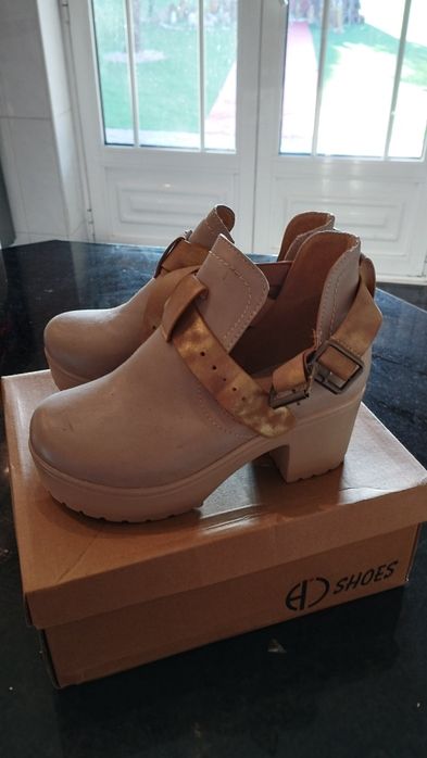 Sapatos novos tam. 35