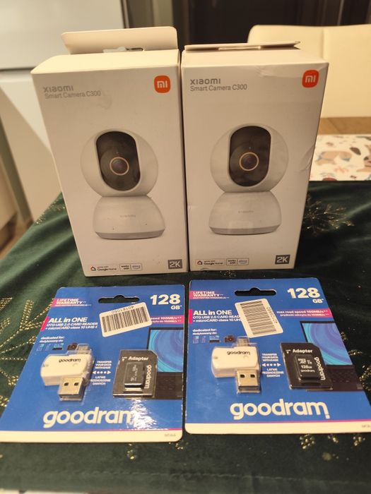 2xkamera Xiaomi c300 + 2x karta 128gb
