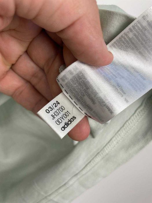 Жіноча базова футболка adidas essentials