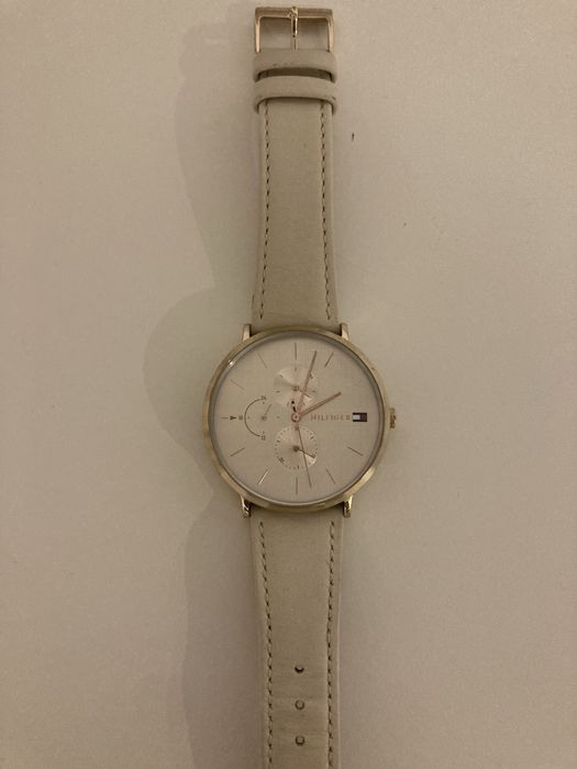 Relogio Tommy Hilfigher - Semi-novo - Muito Elegante
