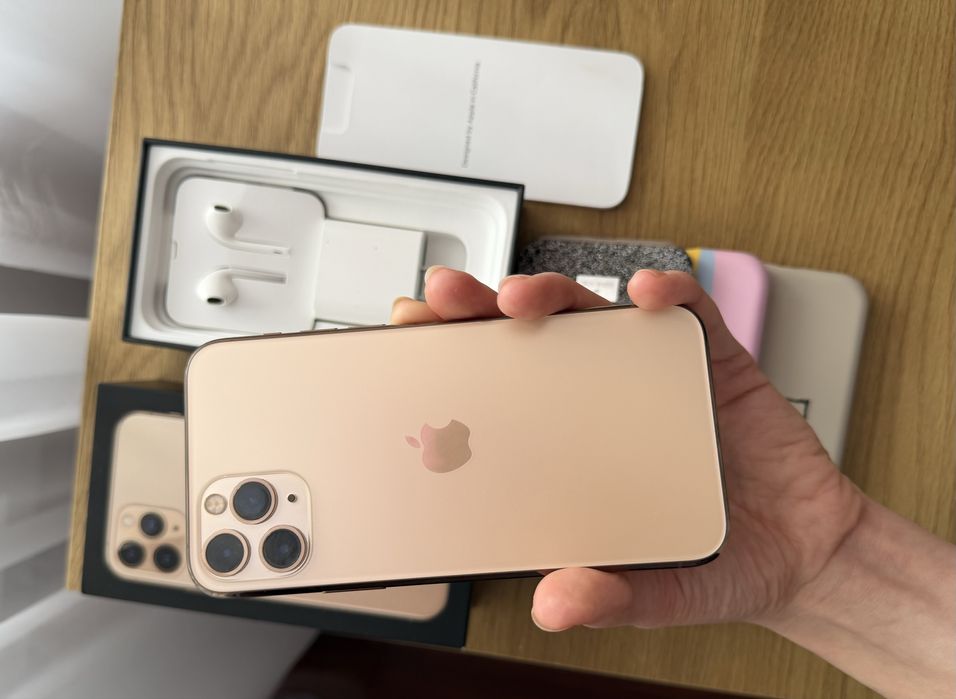 iPhone 11 Pro 256 ГБ Gold