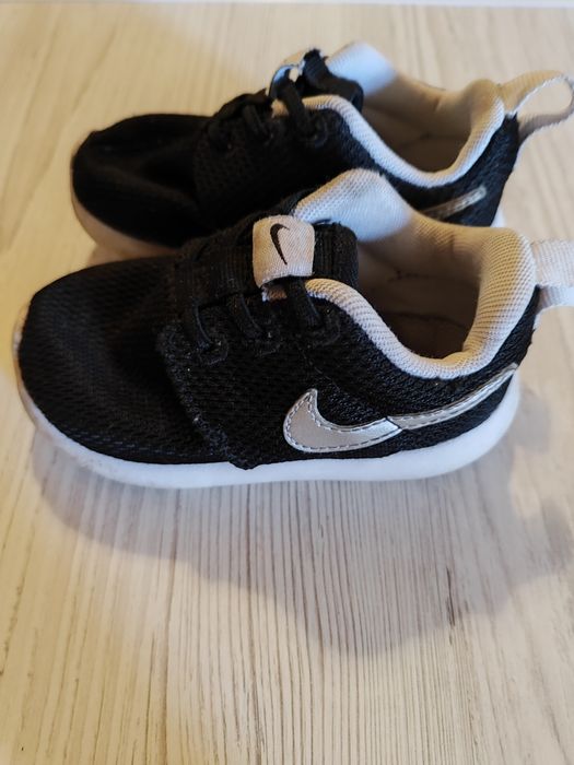 Дитячі оригінальні кросівки від Nike