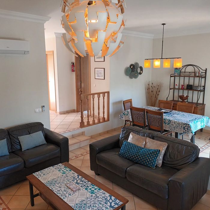 Férias em Ferragudo  perto da Praia - o valor da semana em Abril e Mai