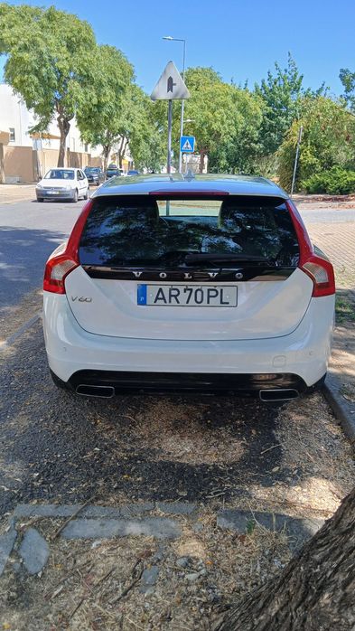 Carrinha volvo v60 — photo 3