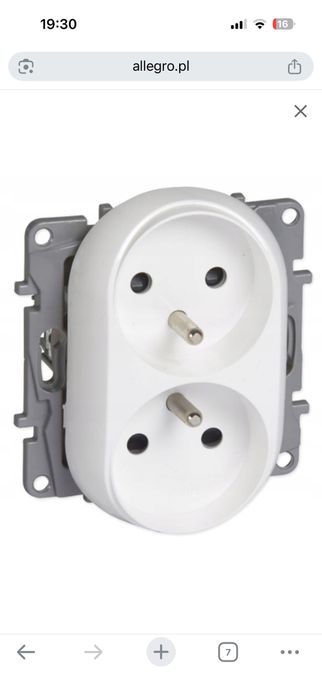 Legrand Niloe Gniazdo 2x