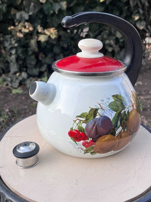 Чайник эмалированный 2,5 л.