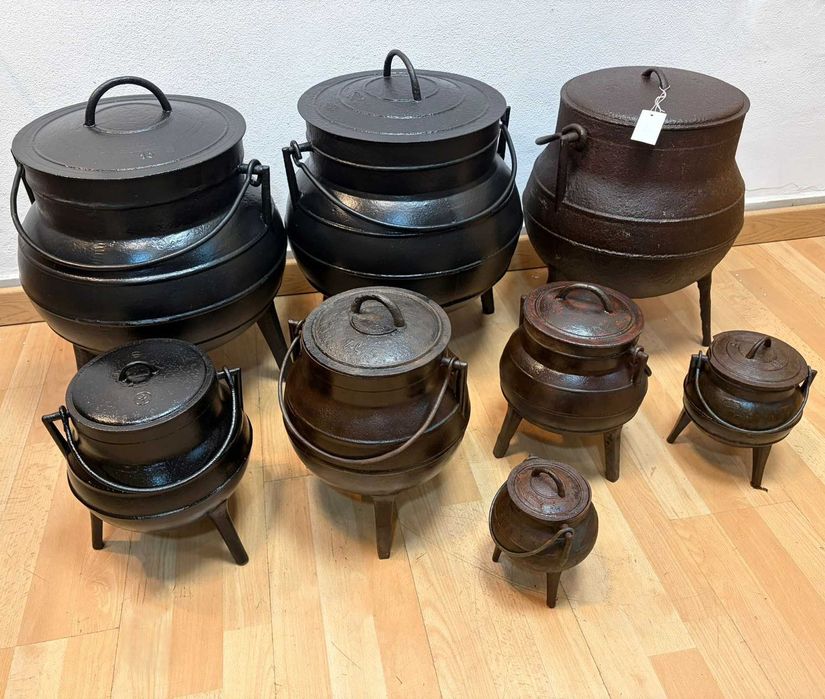 Panelas ou caldeiroes com 3 pernas em ferro fundido