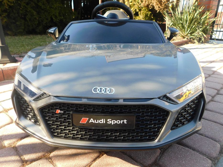 Samochód Auto na akumulator Audi R8 lift dla dziecka pojazd