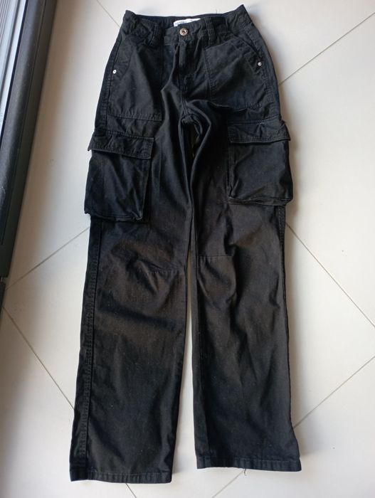 Spodnie Bershka 32 czarne