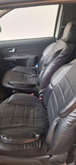 Fiat Estrada ano 2011 bom aspecto