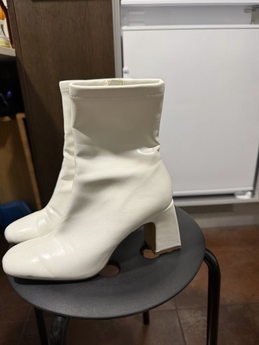Botas brancas tipo napa da Berska